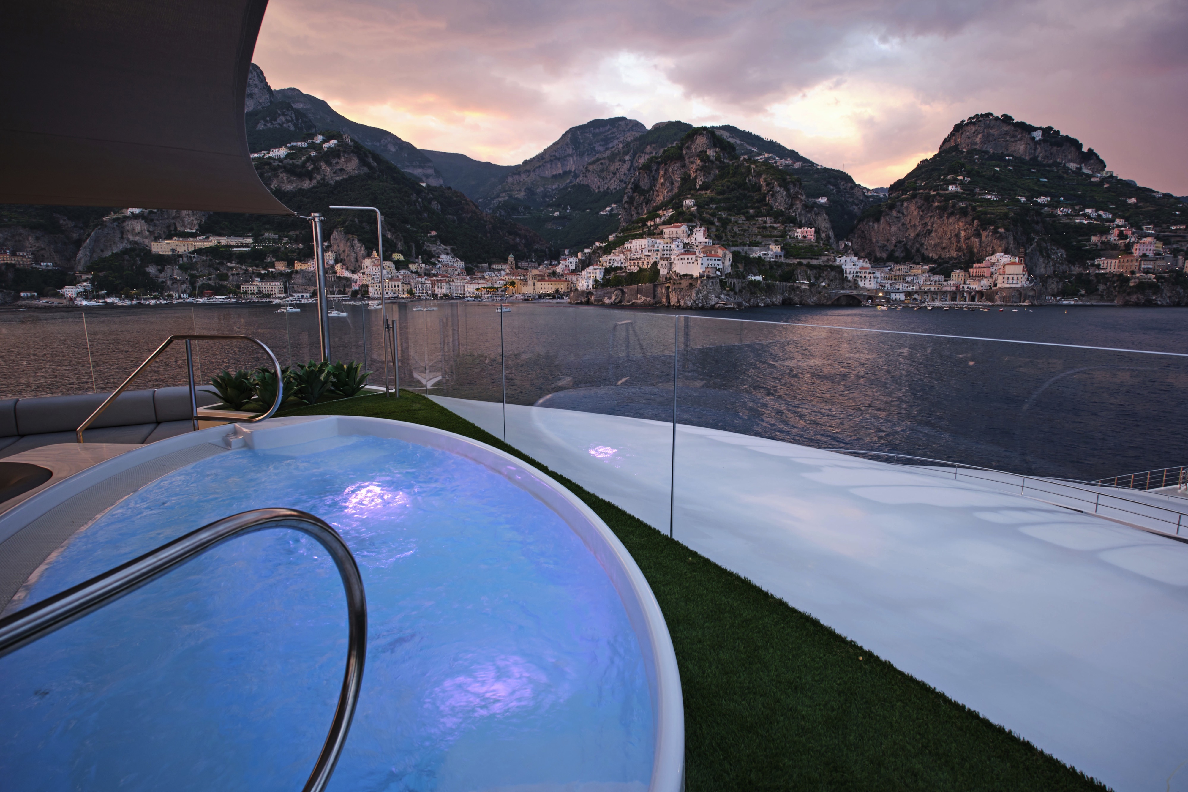 Emerald Sakara - Spa Pool